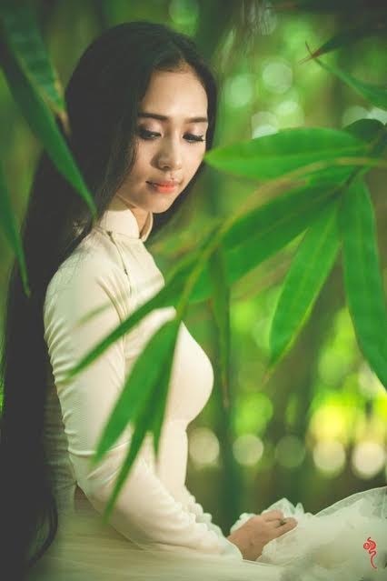 vu cong 9x xinh dep dan toc tay so huu suoi toc nhieu nguoi mo uoc