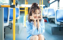 Thanh Vy - 'thiên thần xe bus' gây sốt cộng đồng mạng