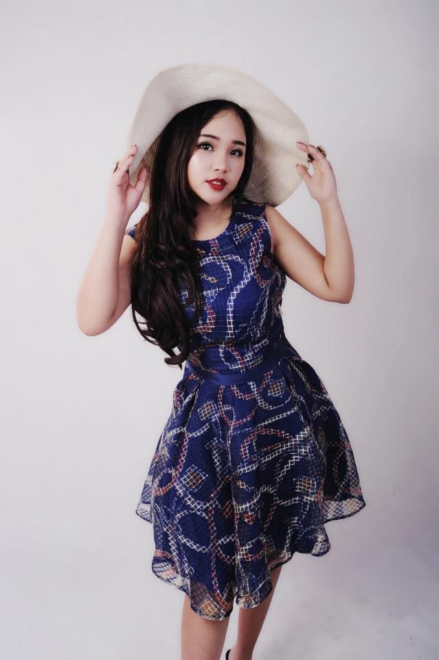 nu hoang cosplay chie nguyen va chuyen ban xe may tra luong nhan vien ban hang