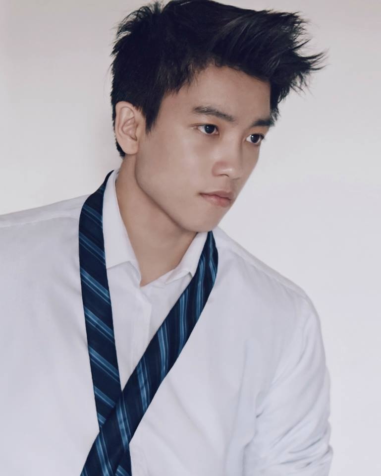 chris khoa nguyen chang mau 9x dien trai thong thao 7 thu tieng