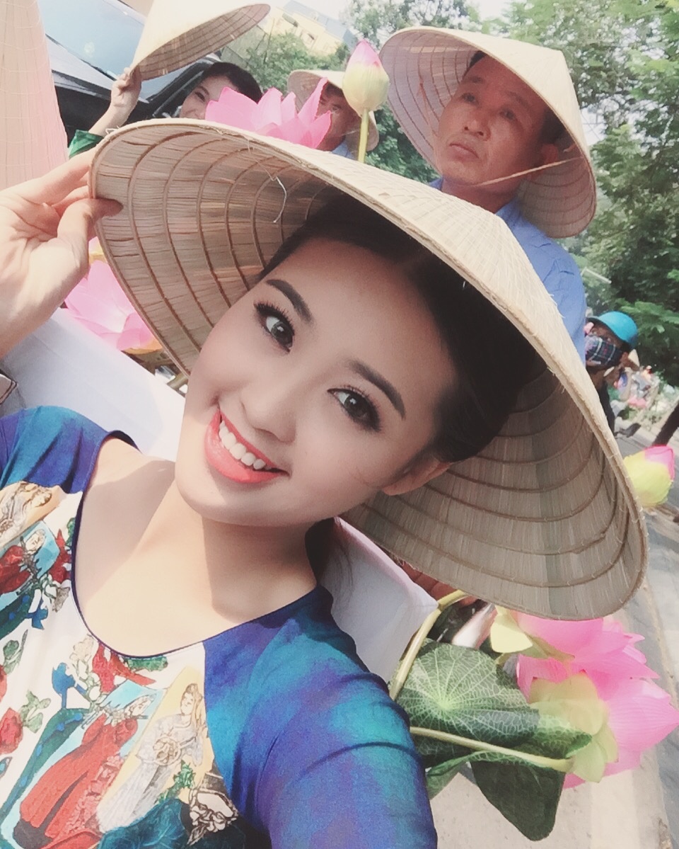 ngan ngo truoc nhan sac ngot ngao cua nu 9x hoc vien canh sat nhan dan