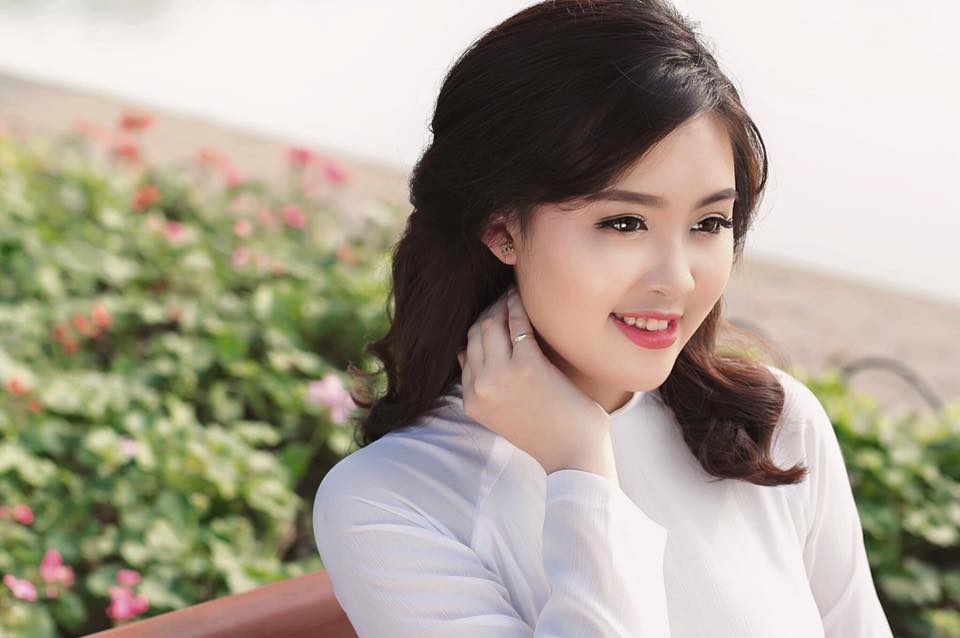Ngẩn ngơ trước nhan sắc ngọt ngào của nữ 9x Học viện Cảnh sát nhân dân ngan ngo truoc nhan sac ngot ngao cua nu 9x hoc vien canh sat nhan dan