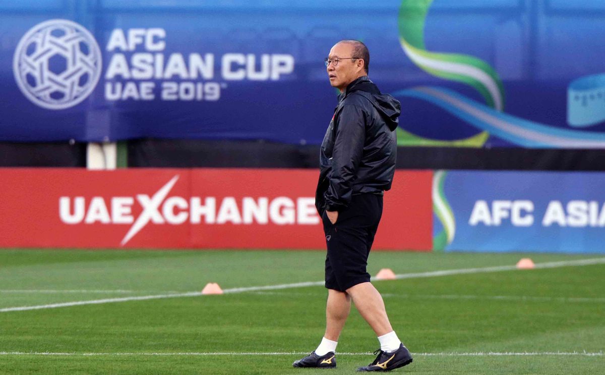tin nong asian cup 2019 tuyen viet nam tap buoi dau tai uae