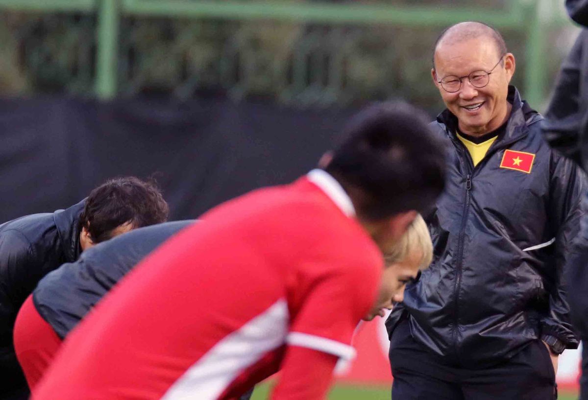 tin nong asian cup 2019 tuyen viet nam tap buoi dau tai uae
