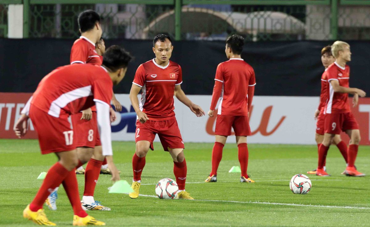 tin nong asian cup 2019 tuyen viet nam tap buoi dau tai uae