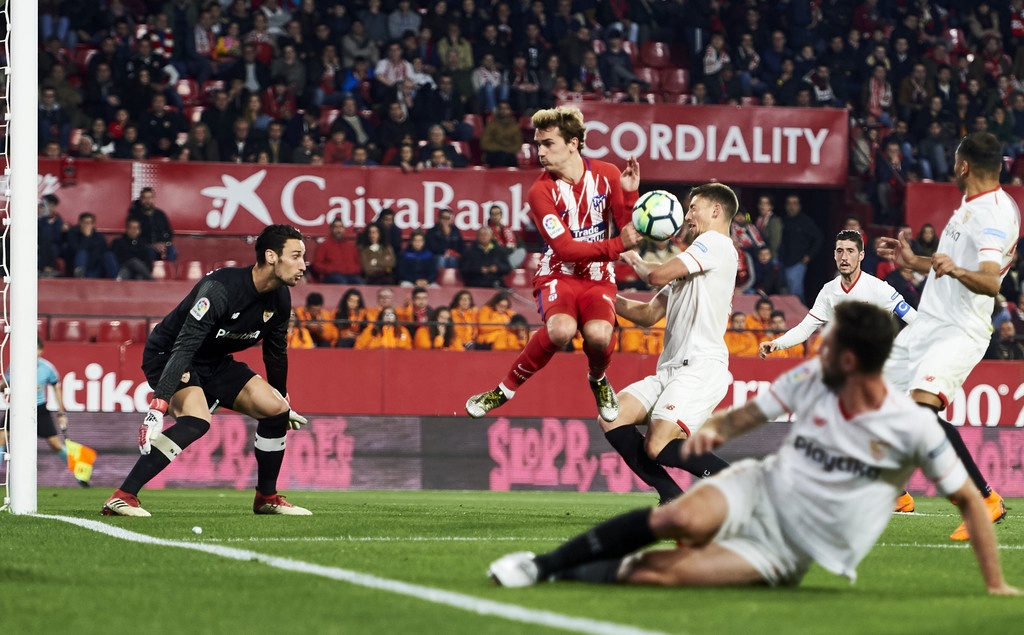 truc tiep bong da sevilla vs atletico 22h15 61 vong 18 la liga