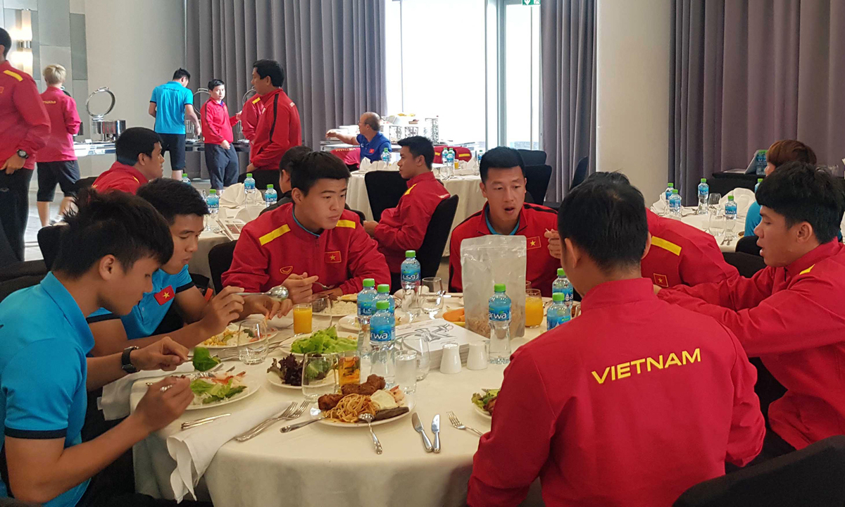 asian cup 2019 tuyen viet nam co mat tai dubai chuan bi dau jordan