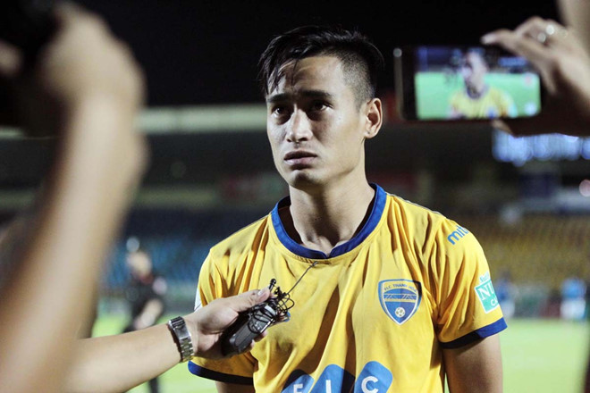 bui tien dung va nhung cau thu roi clb thanh hoa truoc vleague 2019