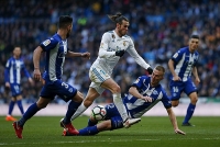 messi nhan luong cao gan gap doi cronaldo