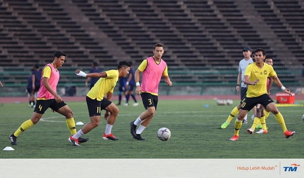 truc tiep bong da u22 campuchia vs u22 malaysia 18h30 182 chu nha gap kho