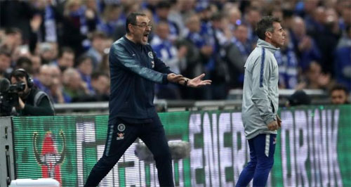 thu mon kepa giai thich viec chong lenh hlv sarri