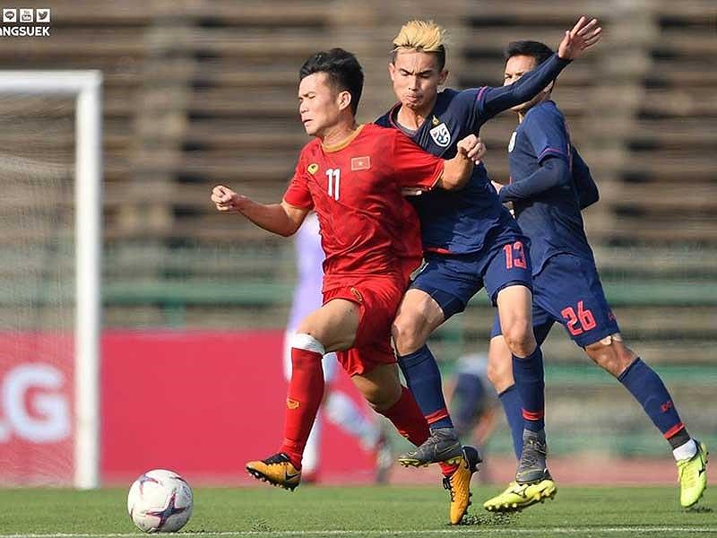 u22 viet nam vs u22 campuchia trong cai rui co cai may