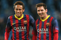 Neymar bật khóc khi nói về Lionel Messi