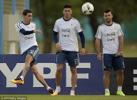 muon ha croatia sampaoli phai de messi di bo nhieu hon