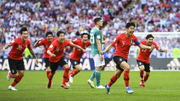 neuer tro thanh ke o nhuc sau khi duc bi loai soc khoi world cup