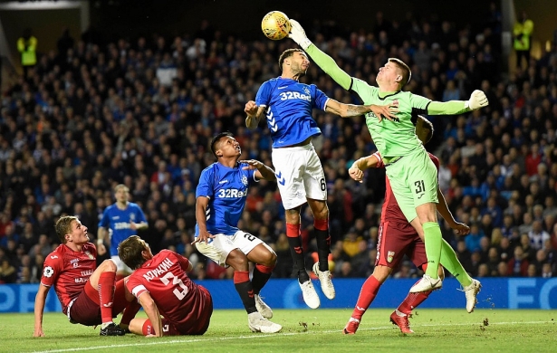 tran dau dang ngo hom nay 308 ufa vs rangers tranh bay hoa duoc thua