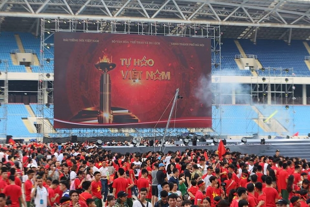 toan canh gala tu hao viet nam tai my dinh ton vinh nhung nguoi hung giua rung co to quoc