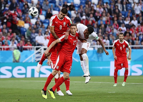 tuong thuat keo tu van bong da truc tuyen serbia vs montenegro hot