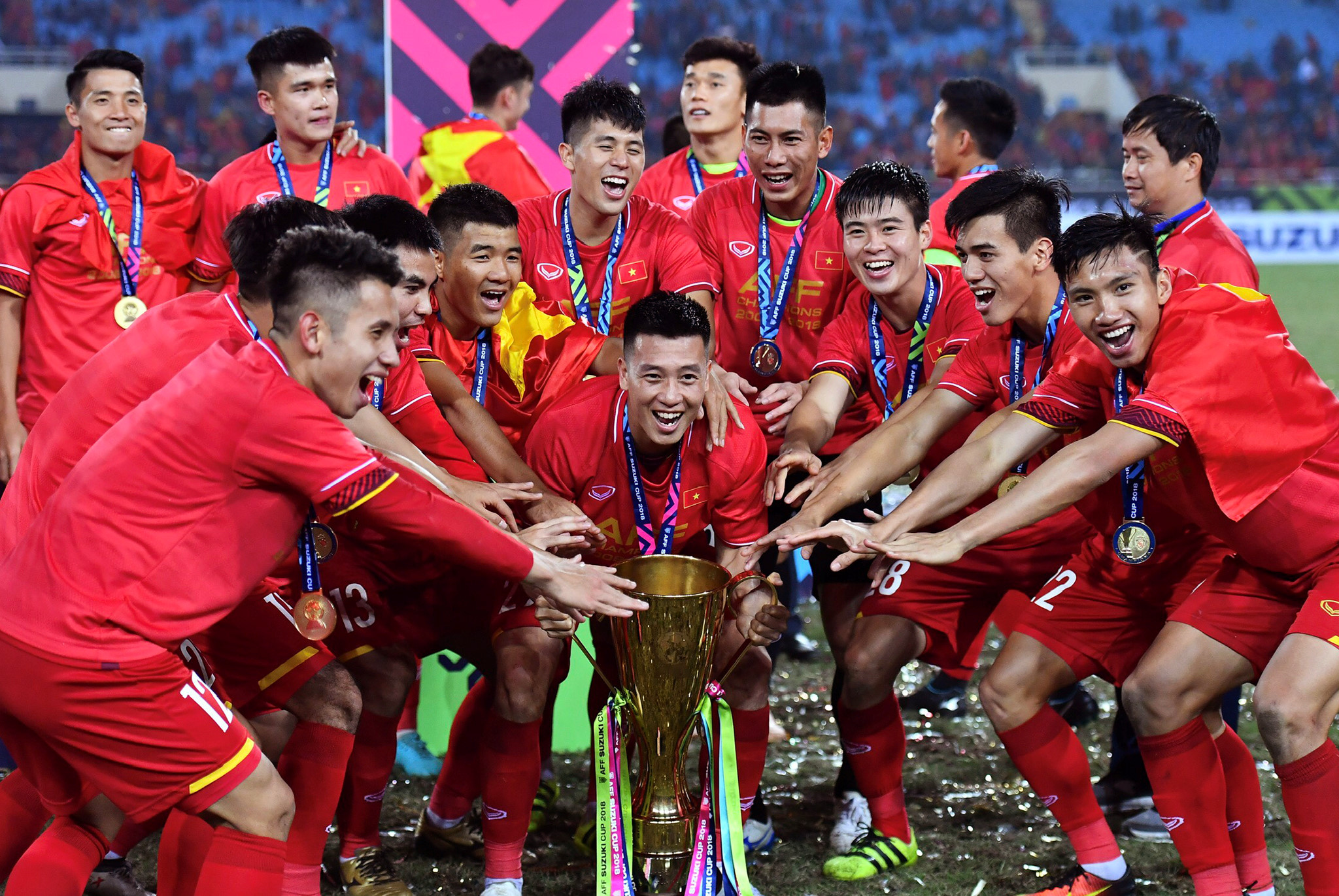 nhin lai mot nam dinh cao cua bong da viet nam