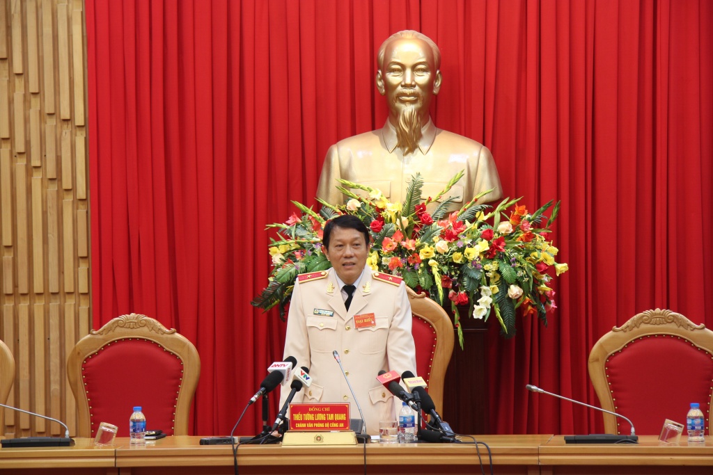 bo cong an khong con cap tong cuc giam gan 60 don vi cap cuc