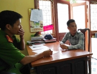 italy mot phu nu dung dao tan cong du khach 4 nguoi thuong vong