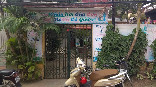 be trai bi rach vung kin o nha tre do nga vao dong do choi