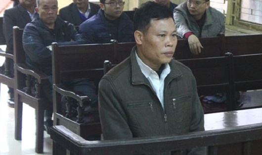 de nghi chuyen doi toi danh xu an treo hai cuu lanh dao gay oan sai cho ong chan