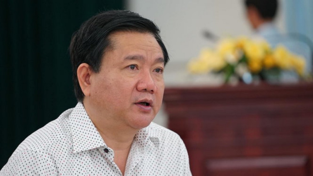 nhieu diem moi trong phien toa xet xu bi cao dinh la thang
