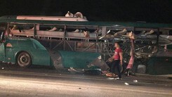 Giữa đêm xe khách giường nằm đang chạy bất ngờ phát nổ, 14 người thương vong