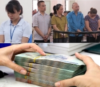 can canh dong chu canh thi the be trai 35 ngay tuoi