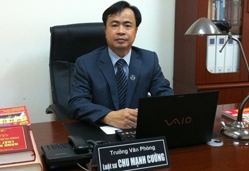 vu lai xe dam phong vien cua vtv vi sao khoi to toi chong nguoi thi hanh cong vu