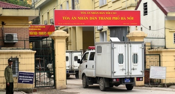 vu an danh bac hi huu nguoi choi nang toi hon nguoi to chuc