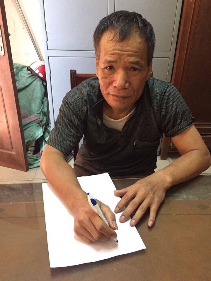 bat giu doi tuong cam dao vao nha van hoa phuong cuop tien