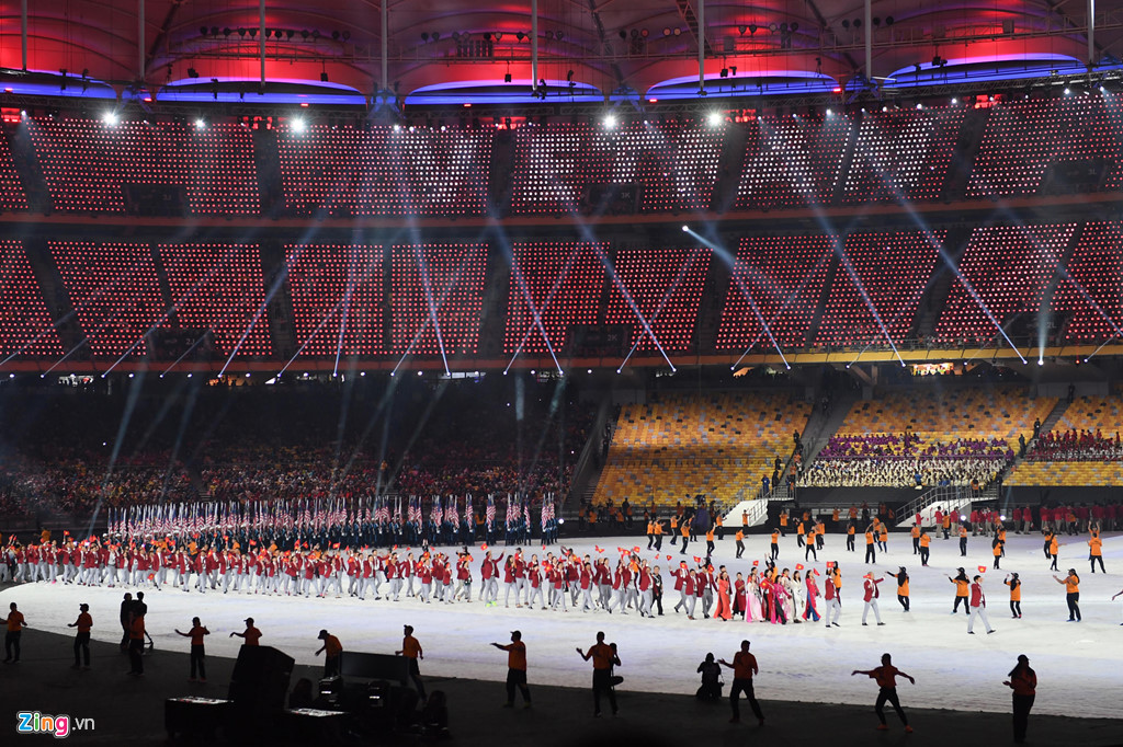 le khai mac sea games 29 an tuong duoi con mua xoi xa