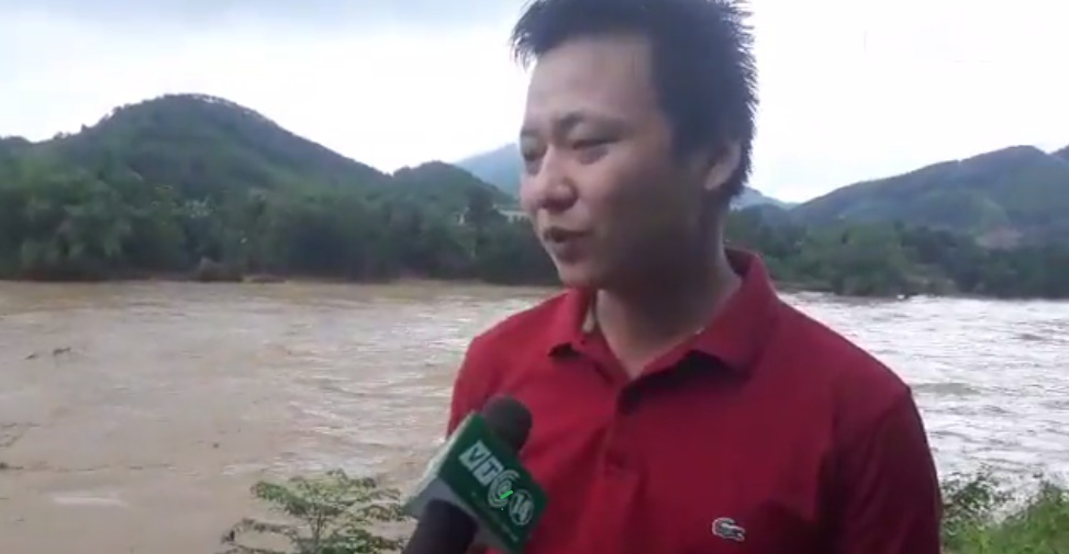yen bai hai cong nhan nha may thuy dien lieu minh boi qua dong lu chay xiet