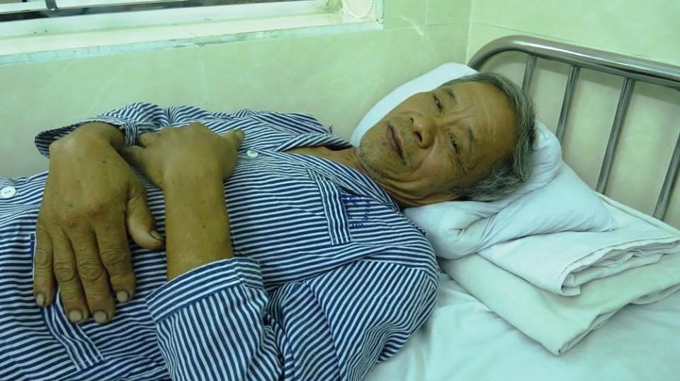 tham phan quan le chan danh bo vo nhap vien roi di khoi dia phuong