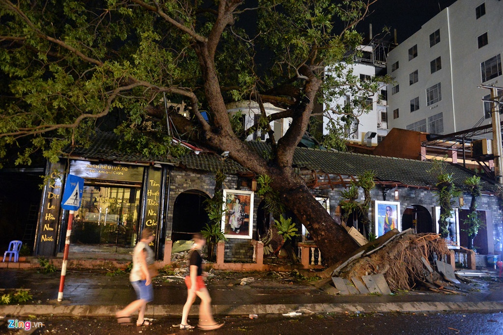 nha trang ninh hoa nguoi dan am anh hau con bao damrey
