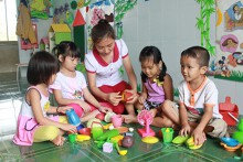 Giáo viên mầm non có trình độ thạc sĩ được hỗ trợ 18 triệu đồng/năm