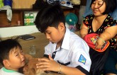 Tình yêu đặc biệt trong ngôi nhà không cửa, không vách