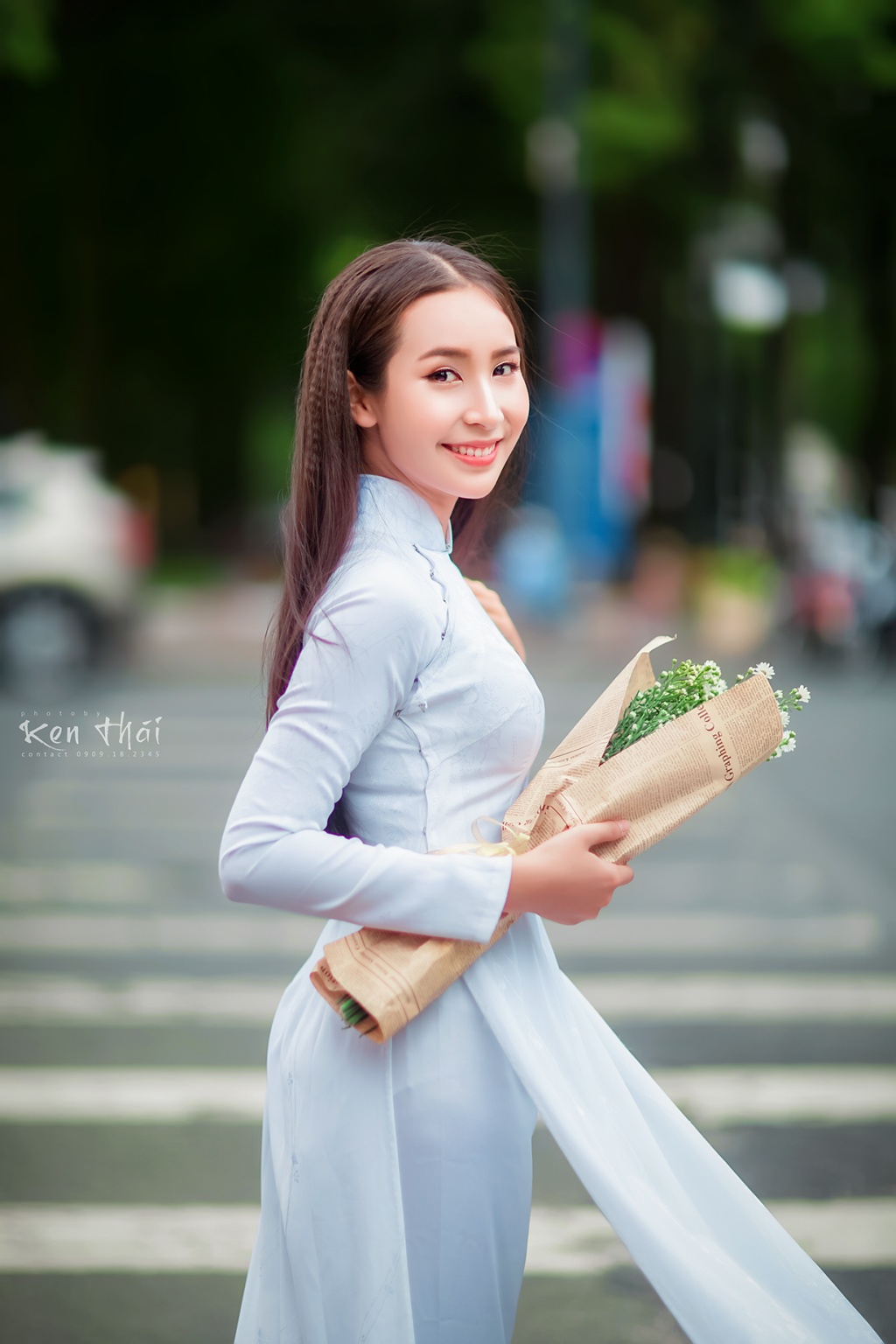 nu sinh mang 3 dong mau gay thuong nho