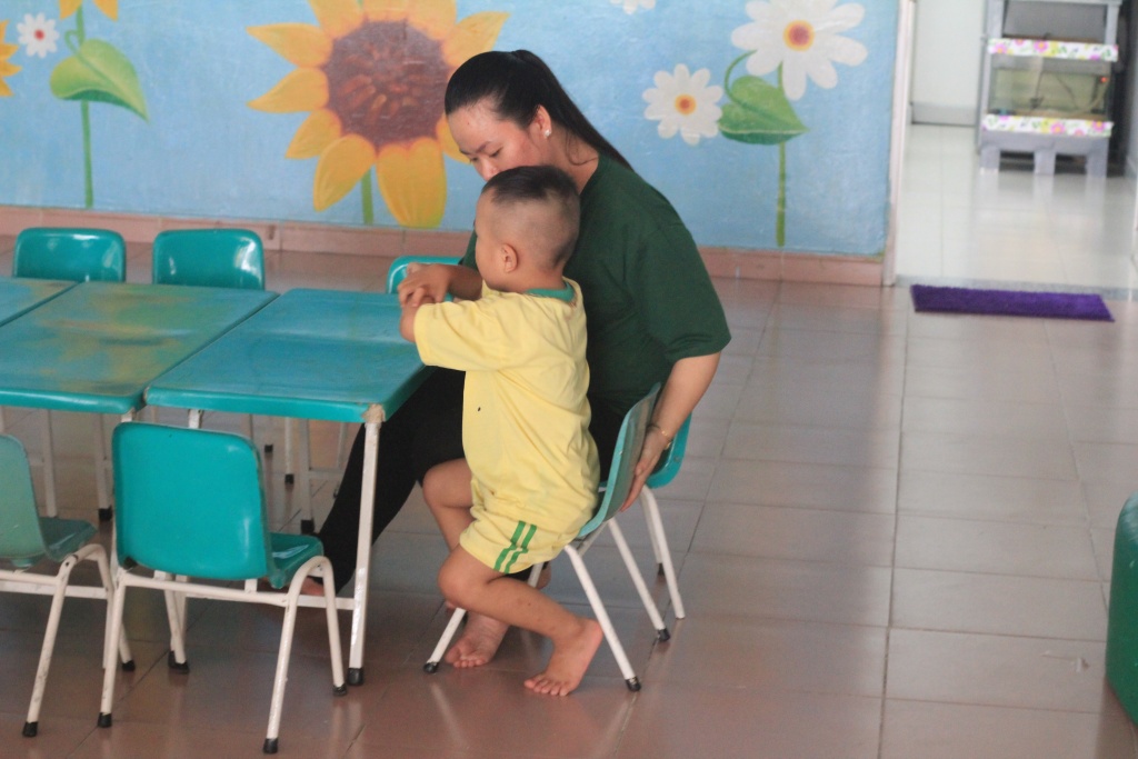 nhieu phu huynh mac benh si dien khong thua nhan con bi tu ky