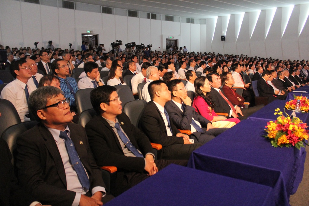 dh bach khoa tphcm ki niem 60 nam thanh lap