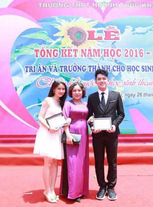 nu sinh chi cuoi mim luot qua ong kinh cung du gay thuong nho