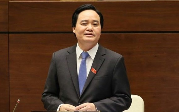 bo truong bo gd dt moi chi hon 50 ty dong de lam chuong trinh sgk moi