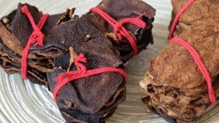 Vỏ quýt chôn đất 6 năm, 6 triệu/kg: Kho cá ăn Tết