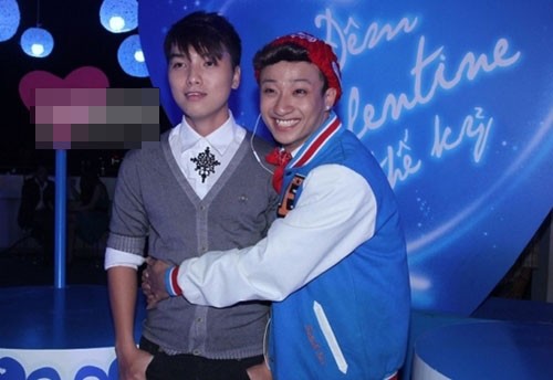 nhung vai dien nam dong tinh gay bao man anh viet
