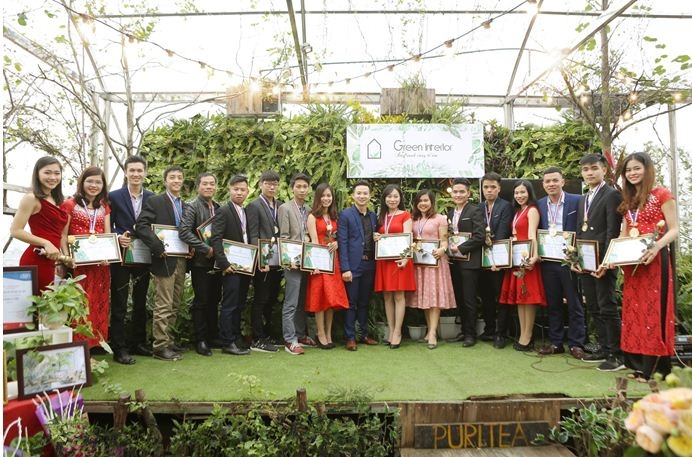 dot nhap van phong ca tinh nhat viet nam trong bua tiec tat nien quy tu dan ceo khung