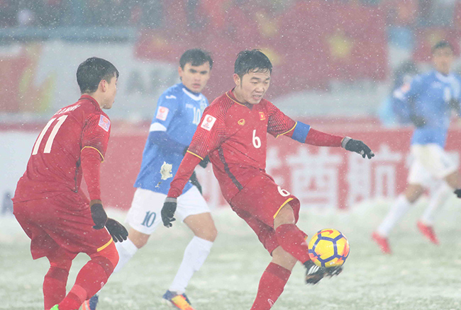 tu choi ra nuoc ngoai xuan truong ve lai hagl