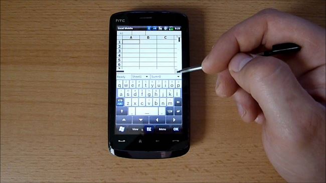 cung hoai co voi 6 mau smartphone ra doi cach day 10 nam