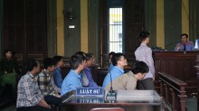 Xử băng bảo kê, trấn lột người bán dâm
